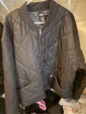 Dickies Black Quilted Bomber Jacket